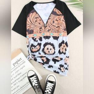 Woman's Printed Zip-Collar Short Raglan Sleeve Tee Medium